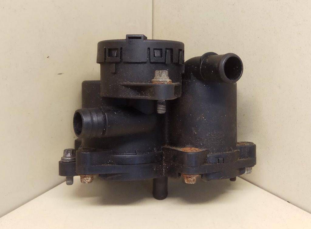 клапан вакуумного управления Mercedes-Benz A-Класс W168 2000, 1.7 л., дизель, 1928404700 - фото №1