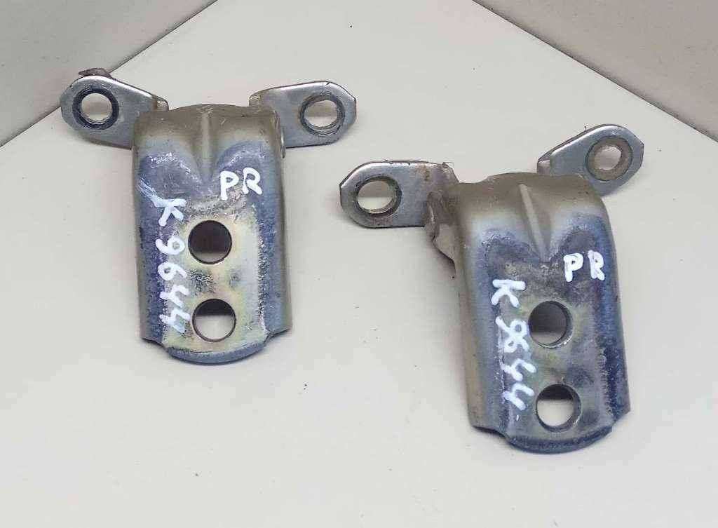 петля двери Nissan Murano Z50 2006, 3.5 л., i, VQ35DE, бензин, АКПП, золотистый, внедорожник 5 дв., полный привод, 824204P000, 824214P000 - фото №1