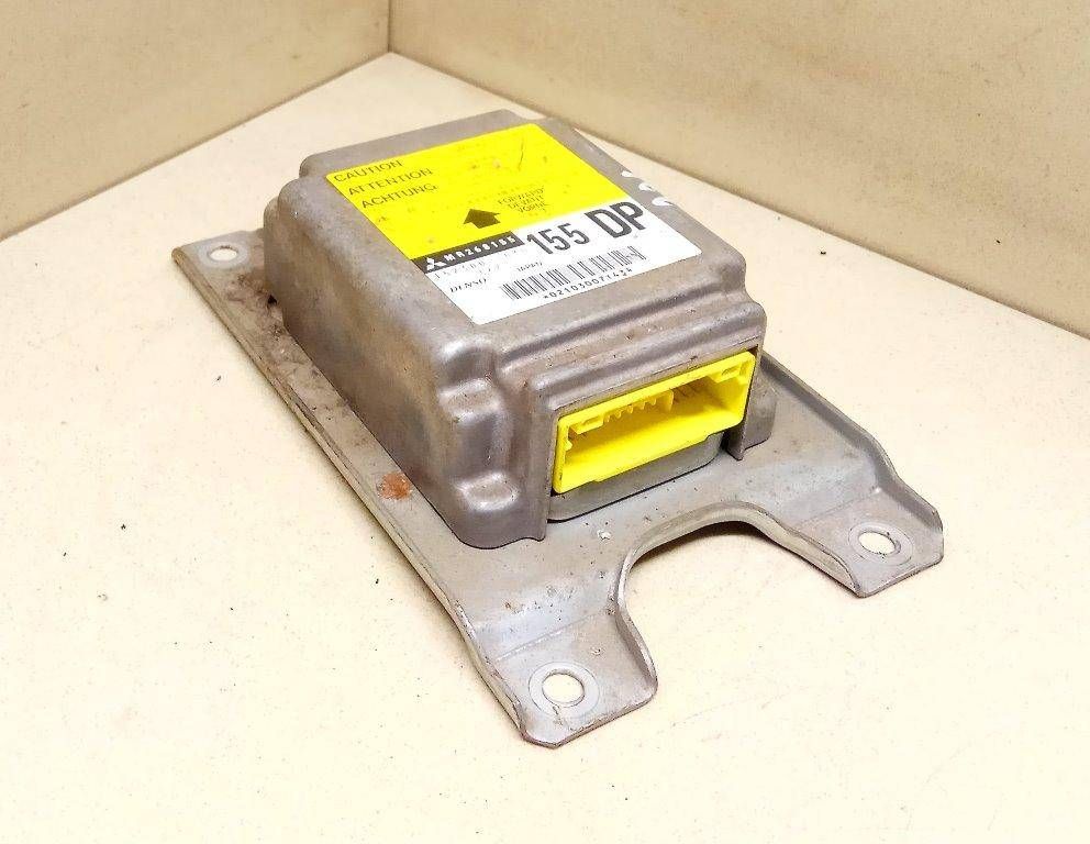 блок AirBag Mitsubishi Space Wagon 2 поколение (Typ N30/N40) 1996, MR268155, 152300-1030 - фото №1