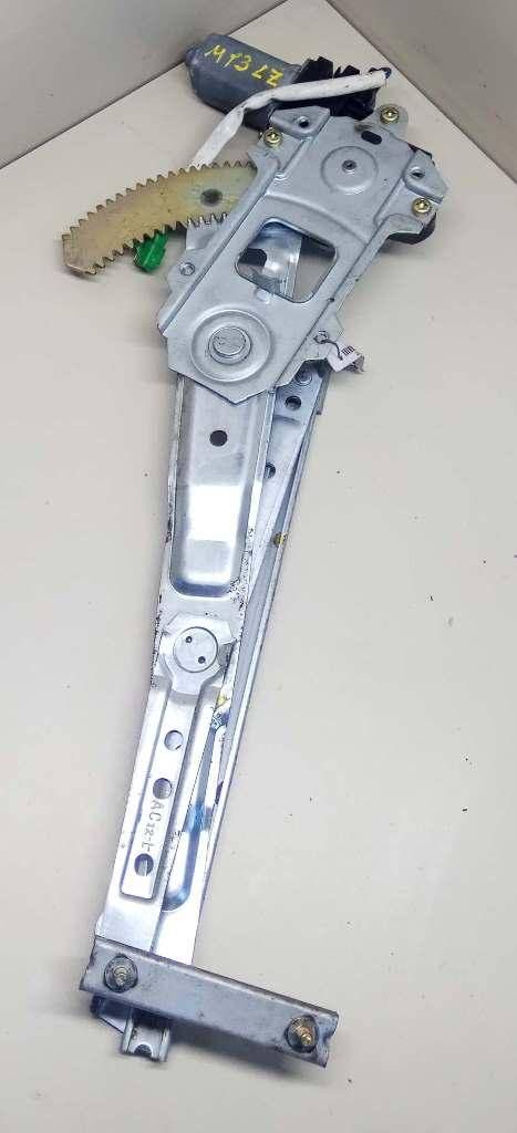 стеклоподъемник электрический задний левый Subaru Legacy 2 поколение 1998, 2.0 л., i, EJ20, бензин, МКПП, серебристый, универсал, полный привод, 85511AC030, 63112AC010 - фото №1