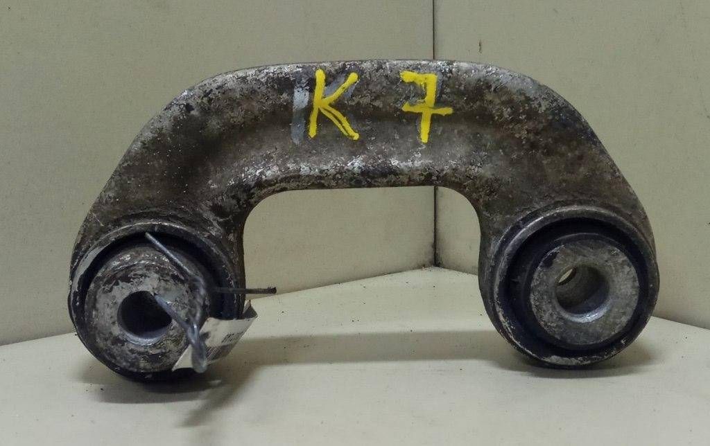 кронштейн двигателя Volkswagen Passat B5 1997, 1.8 л., AEB, бензин, МКПП, синий, универсал, передний привод - фото №1