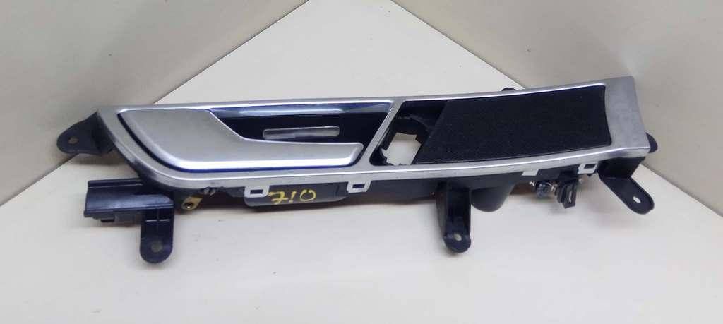 ручка внутренняя передняя левая Audi A6 4F/C6 2006, 3.2 л., i, BKH, бензин, АКПП, тёмно-синий, седан, передний привод, 4F0837019 - фото №1