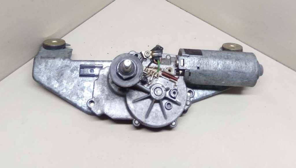 моторчик заднего стеклоочистителя (дворника) Volvo V40 1 поколение 1999, BOSCH, 0390201529 - фото №1