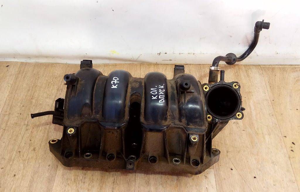 коллектор впускной Volkswagen Bora 1 поколение 2001, 1.6 л., i, AZD, бензин, 5МКПП, серебристый, универсал, передний привод, 36129711 - фото №1