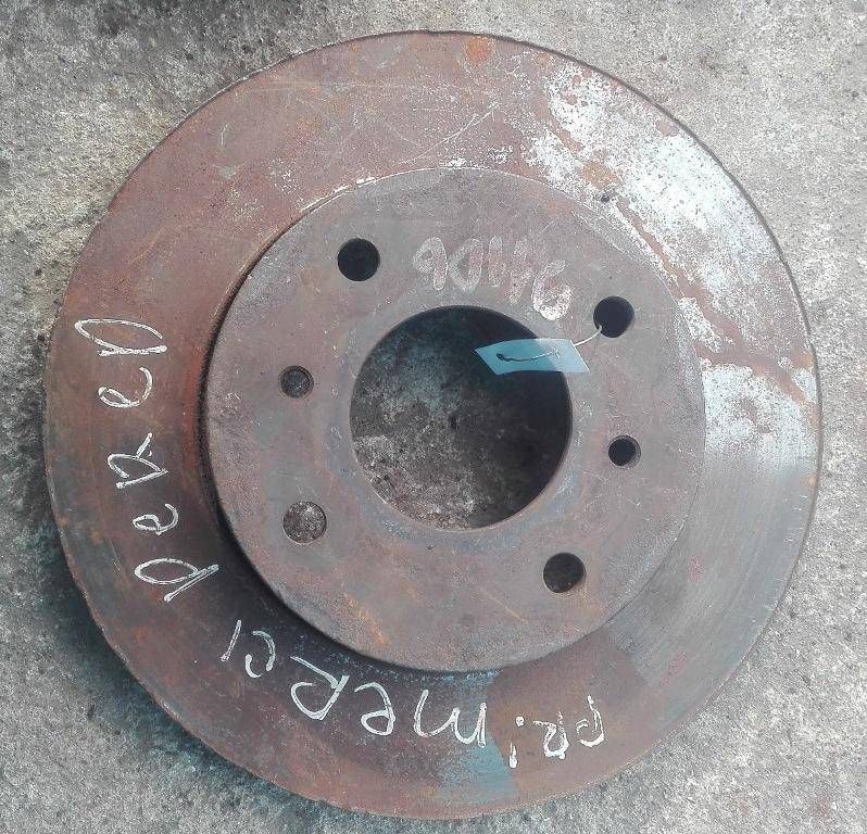 диск тормозной передний Nissan Primera P10 1997, 2.0 л., i, бензин, 4020693J01 - фото №1