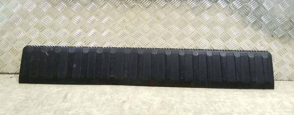 пластик BMW X5 E53 2001, 3.0 л., i, бензин, АКПП, серый, внедорожник 5 дв., полный привод, 51478244761 - фото №1