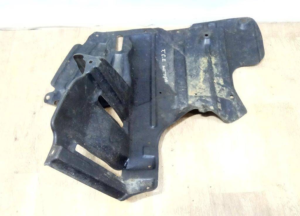 защита двигателя Toyota Carina E 1 поколение T190 1994 - фото №1
