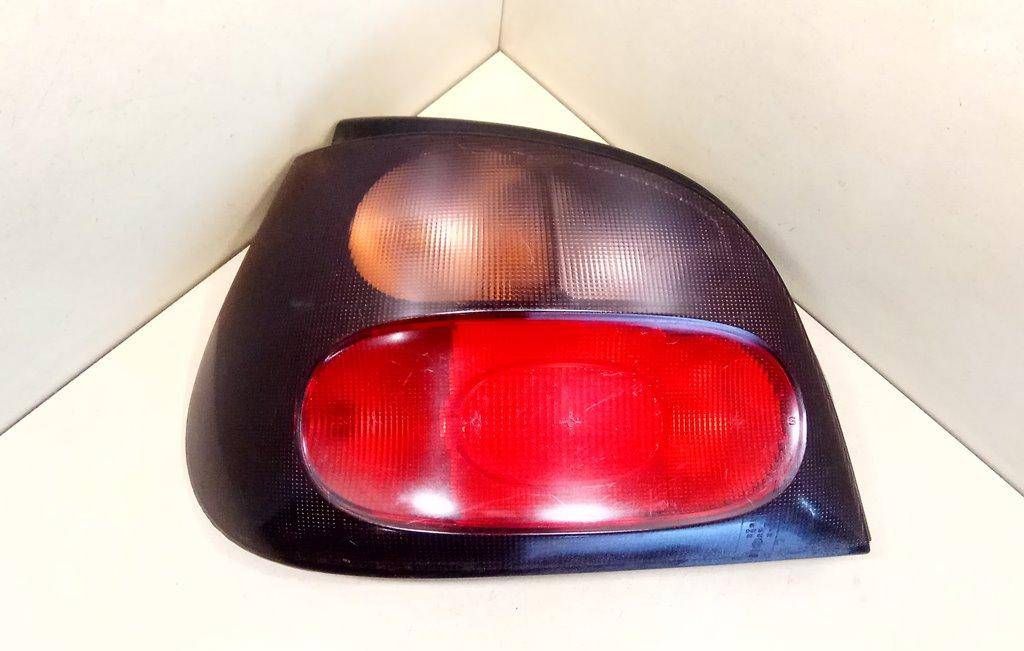 фонарь задний левый Renault Megane 1 поколение 1996, хетчбэк 5 дв., 7701040648, 551-1924L-UE - фото №1
