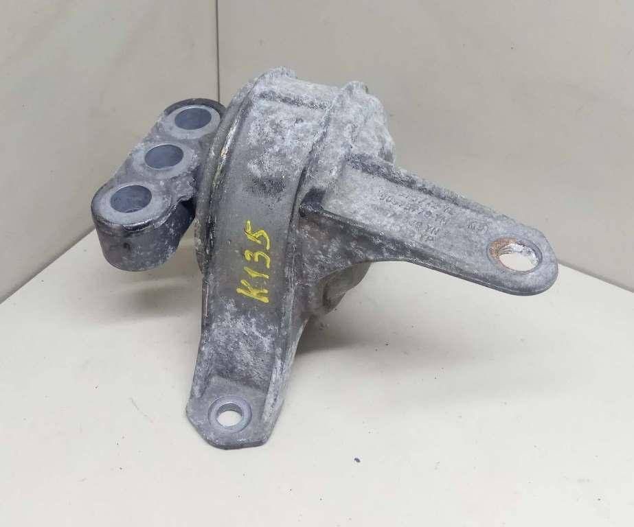 подушка крепления двигателя Opel Astra G 2003, 2.2 л., Y 22 DTR, дизель, 5МКПП, черный, универсал, передний привод, 90575772 - фото №1
