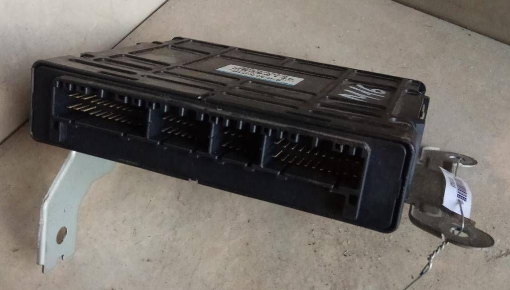 блок управления двигателем Mitsubishi Galant 8 поколение EA2W 1998, 2.0 л., i, 4G63 (SOHC 16V), бензин, АКПП, темно-серый, универсал, передний привод, MD761935, G1T18276, H28305 - фото №1