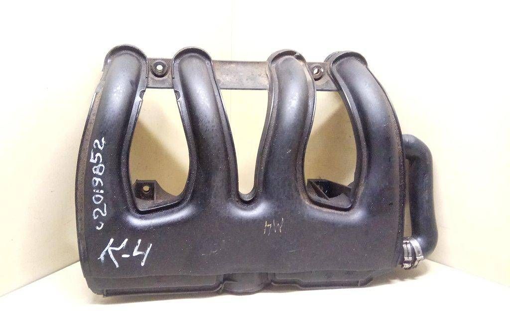коллектор впускной Fiat Scudo 1 поколение 2002, 1.9 л., D, WJY (DW8B), дизель, 5МКПП, белый, фургон, передний привод - фото №1