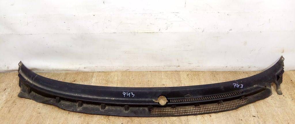 дождевик Mazda 626 GF 1997, 2.0 л., i, бензин, 5МКПП, серебристый, хетчбэк 5 дв., передний привод, GA7B5079 - фото №1