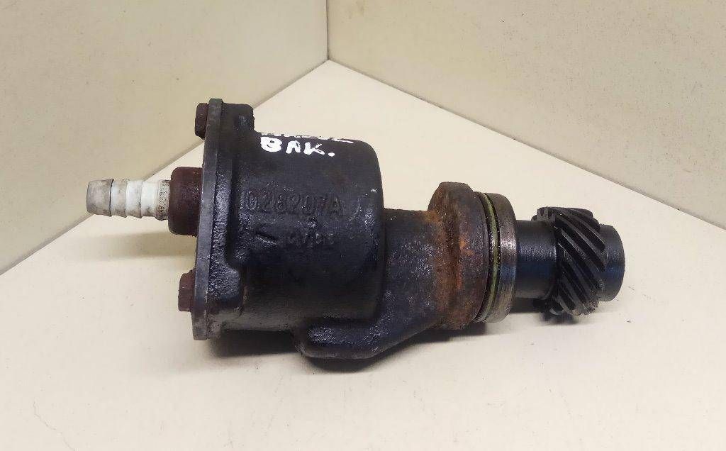 насос вакуумный Audi A6 4B/C5 2000, 1.9 л., TDi, дизель - фото №1