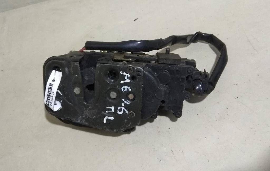 замок двери передней левой Mazda 626 GE 1991, 2.0 л., i, бензин, АКПП, седан, передний привод, GA7C-59-310B - фото №1