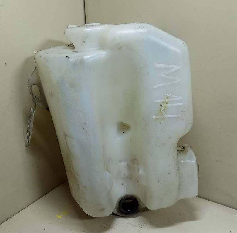 бачок омывателя Renault Megane 2 поколение 2005, 1.9 л., F9Q 800, дизель, МКПП, серый, универсал, передний привод, 8200104705D - фото №1