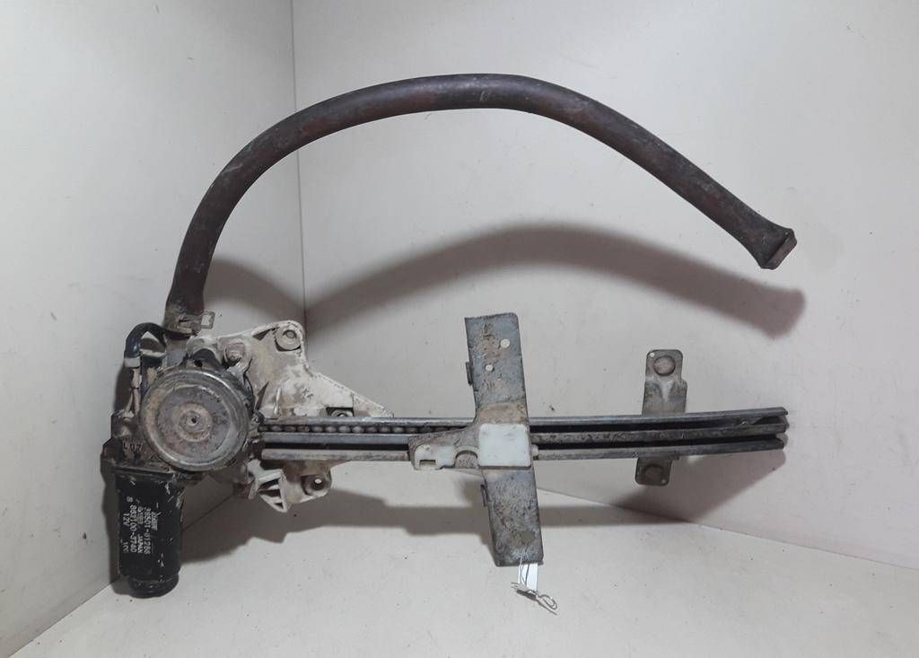 стеклоподъемник электрический задний левый Mazda 626 3 поколение 1990, 36501-61256, 862100-3740, KOITO - фото №1