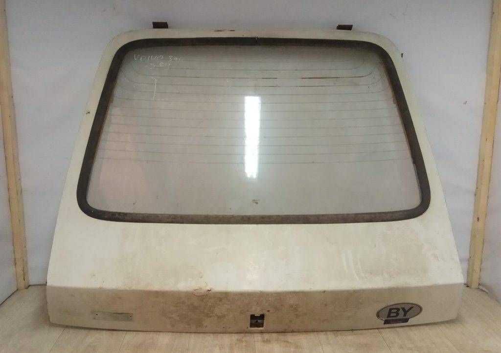 крышка багажника (дверь 3-5) Volvo 340 1982, белый - фото №1