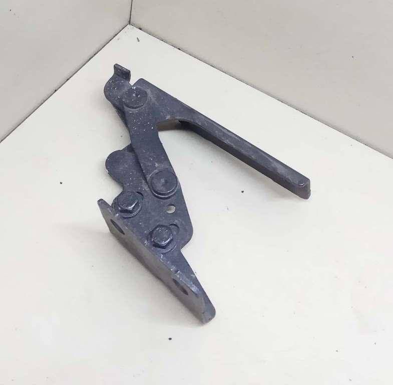петля капота правая Renault Espace 3 поколение 1999, 2.2 л., G8T 716, дизель, МКПП, минивэн, S7A300436J - фото №1