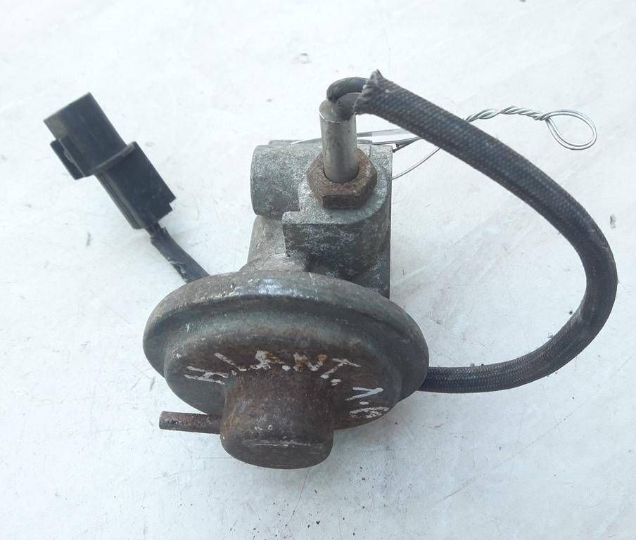 клапан EGR Hyundai Lantra J2 1997, 1.6 л., i, бензин - фото №1