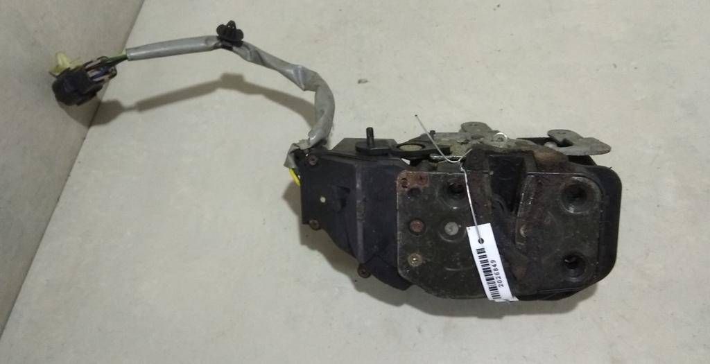замок двери задней правой Kia Cerato 1 поколение 2005, 1.6 л., i, бензин, хетчбэк 5 дв. - фото №1