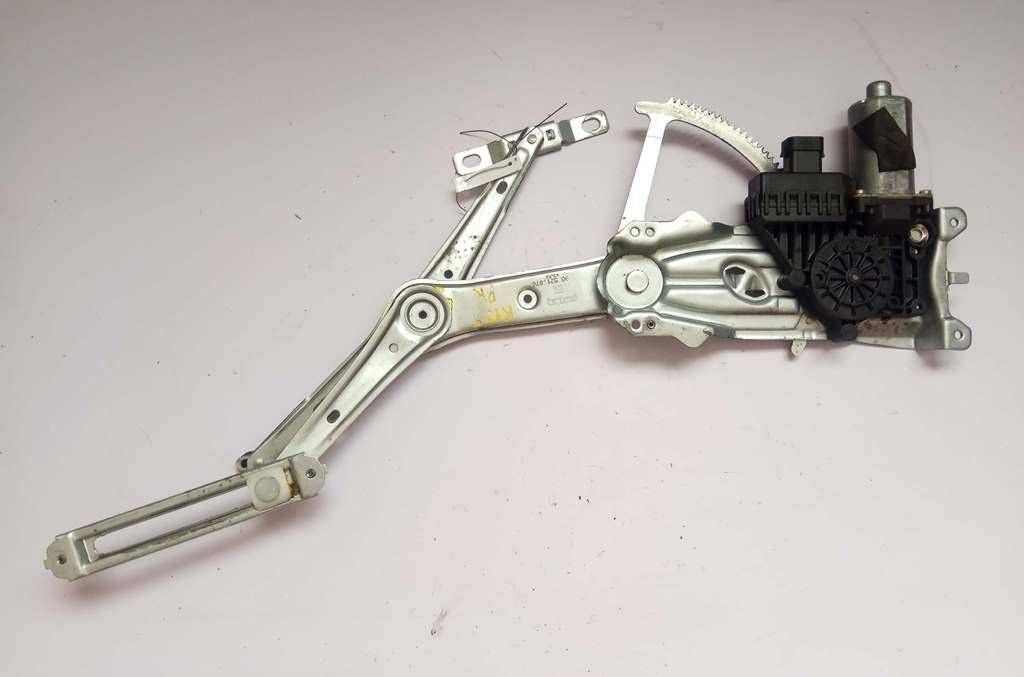 стеклоподъемник электрический передний правый Opel Astra G 2003, 2.2 л., Y 22 DTR, дизель, 5МКПП, черный, универсал, передний привод, 90521876, 119951-200 - фото №1