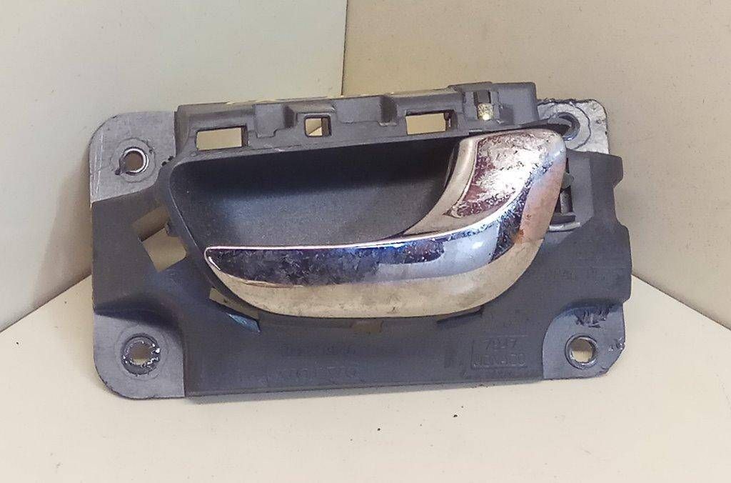 ручка внутренняя передняя правая Volvo S80 1 поколение 2000, 2.5 л., D 5252 T, дизель, МКПП, синий, седан, передний привод, 09170046 - фото №1