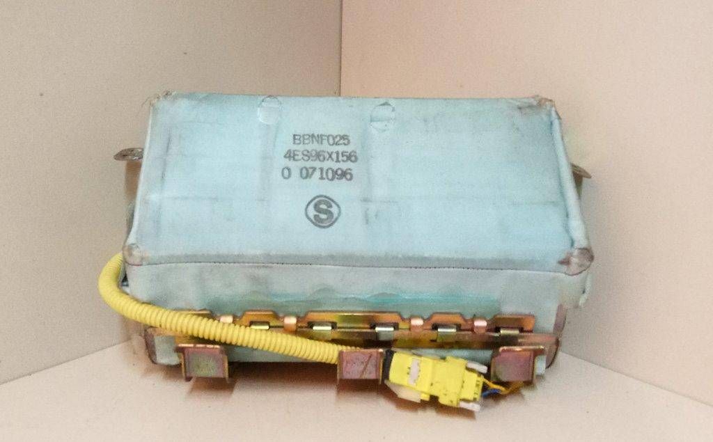 подушка безопасности Toyota Picnic 1 поколение XM10 1996, BBNF025, 4ES96X156 - фото №1