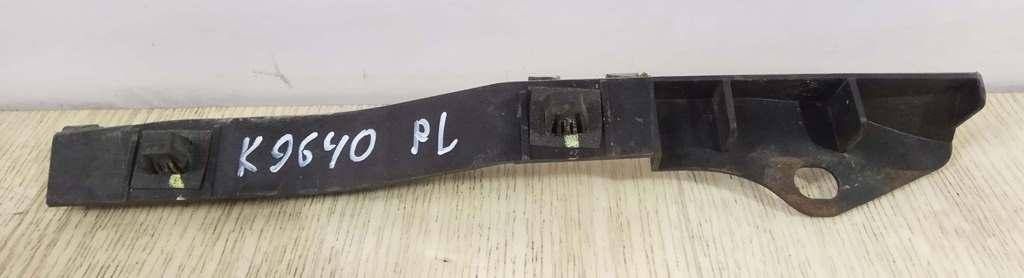 крепление ( кронштейн ) крыла Honda Pilot 1 поколение 2004, 3.5 л., i, J35A4, бензин, АКПП, бежевый, внедорожник 5 дв., полный привод - фото №1