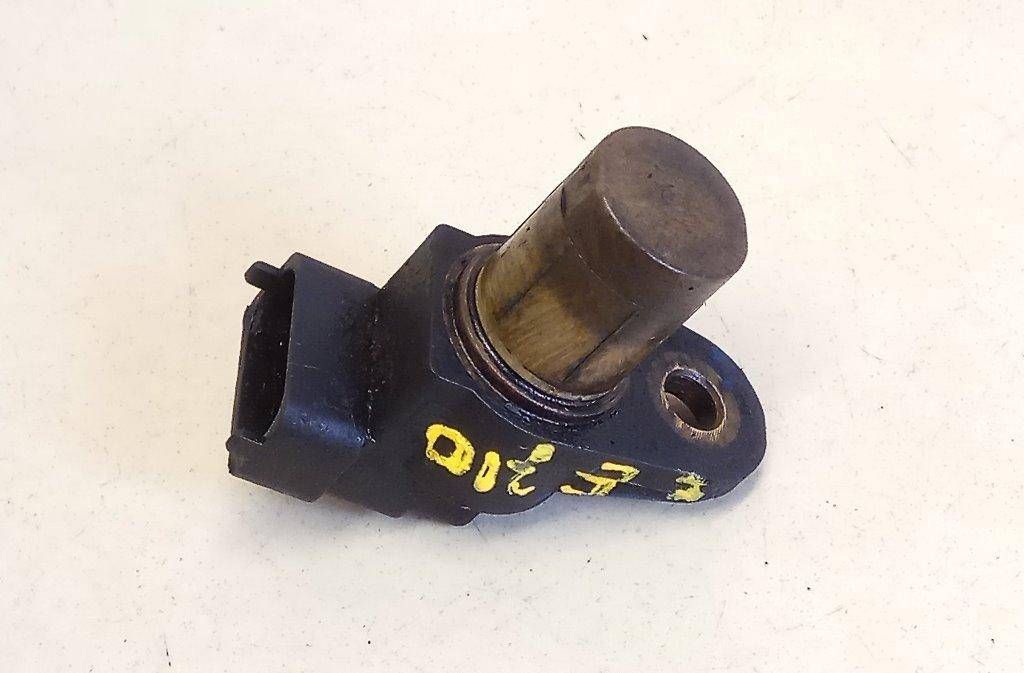 датчик распредвала Mercedes-Benz E-Класс W210/S210 1996, 2.2 л., CDi, дизель, A0031539728 - фото №1