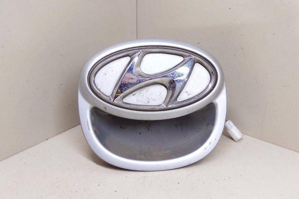 кнопка открытия багажника Hyundai i30 1 поколение 2008, серебристый, 87373-2L000 - фото №1