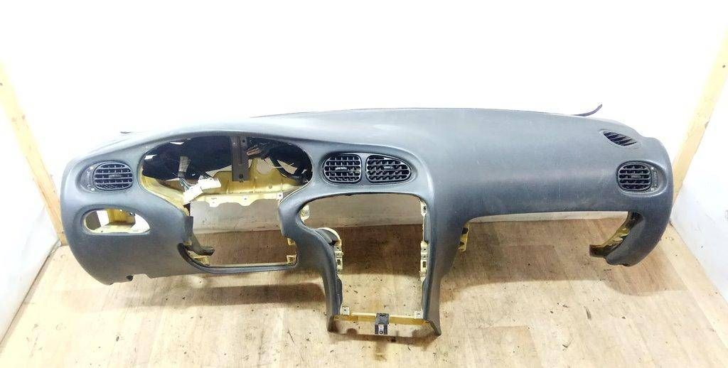 панель передняя салона (торпедо) Hyundai Lantra J2 1995, 1.8 л., i, G4GM, бензин, МКПП, седан, передний привод, 8472029500 - фото №1