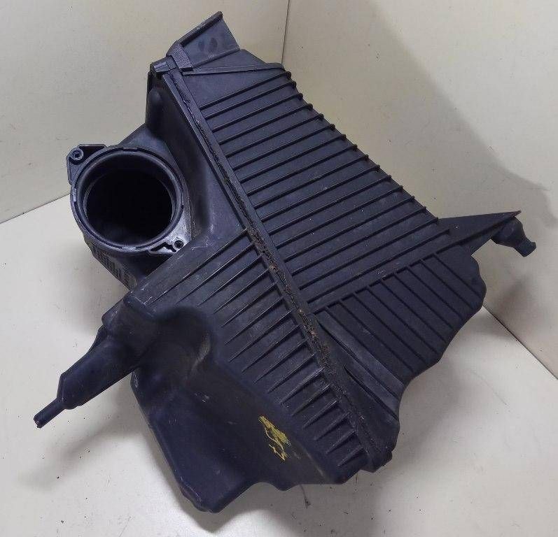 корпус воздушного фильтра Renault Scenic 2 поколение 2004, 1.9 л., F9Q 812, дизель, 6МКПП, минивэн, передний привод, 8200369775B - фото №1