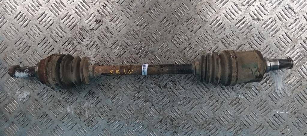 полуось передняя левая (приводной вал, ШРУС) Suzuki Baleno 1 поколение 1997, 1.6 л., G16B, бензин, МКПП, седан, передний привод, 44102-60G22 - фото №1