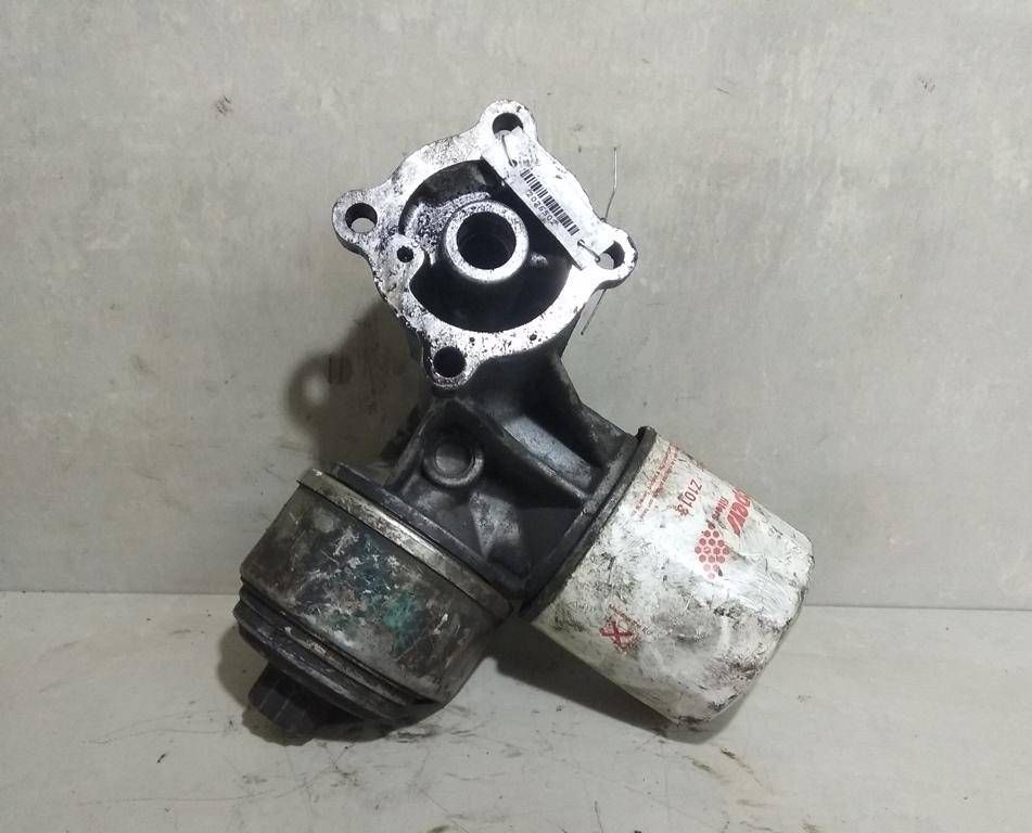корпус масляного фильтра Nissan Vanette C22 1992, 2.3 л., D, дизель, LD-23 - фото №1