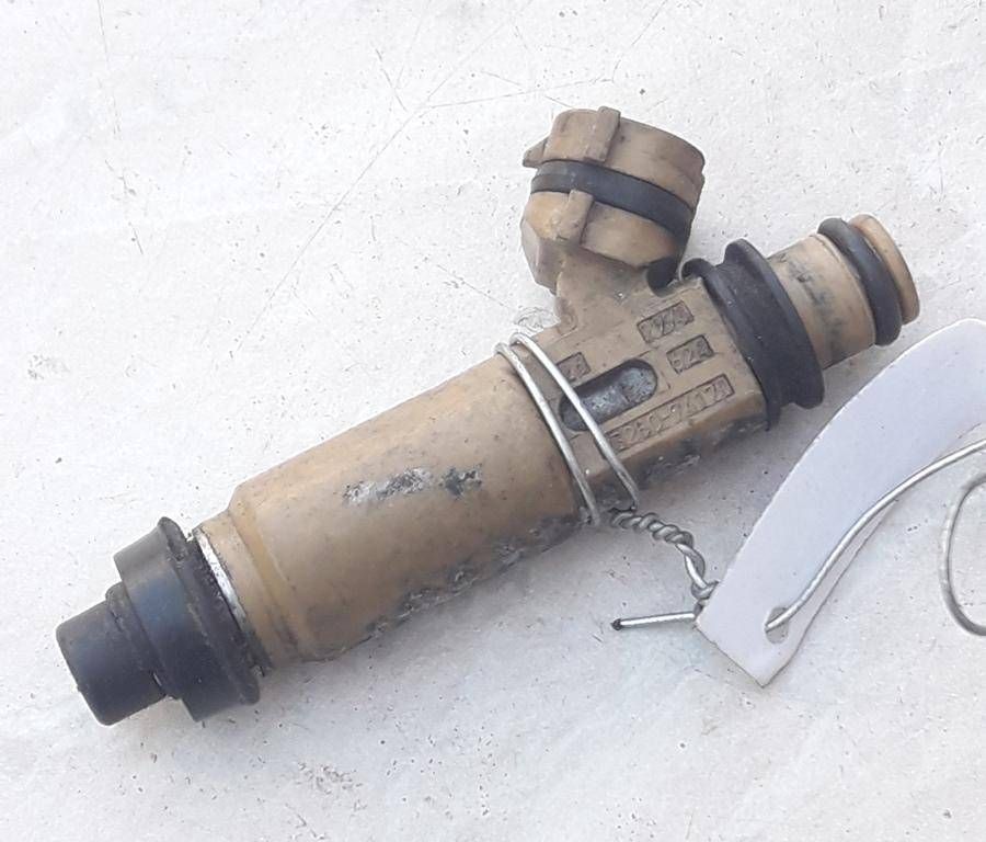 форсунка Toyota Carina E 1 поколение T190 1994, 2.0 л., i, бензин, 2325074170 - фото №1