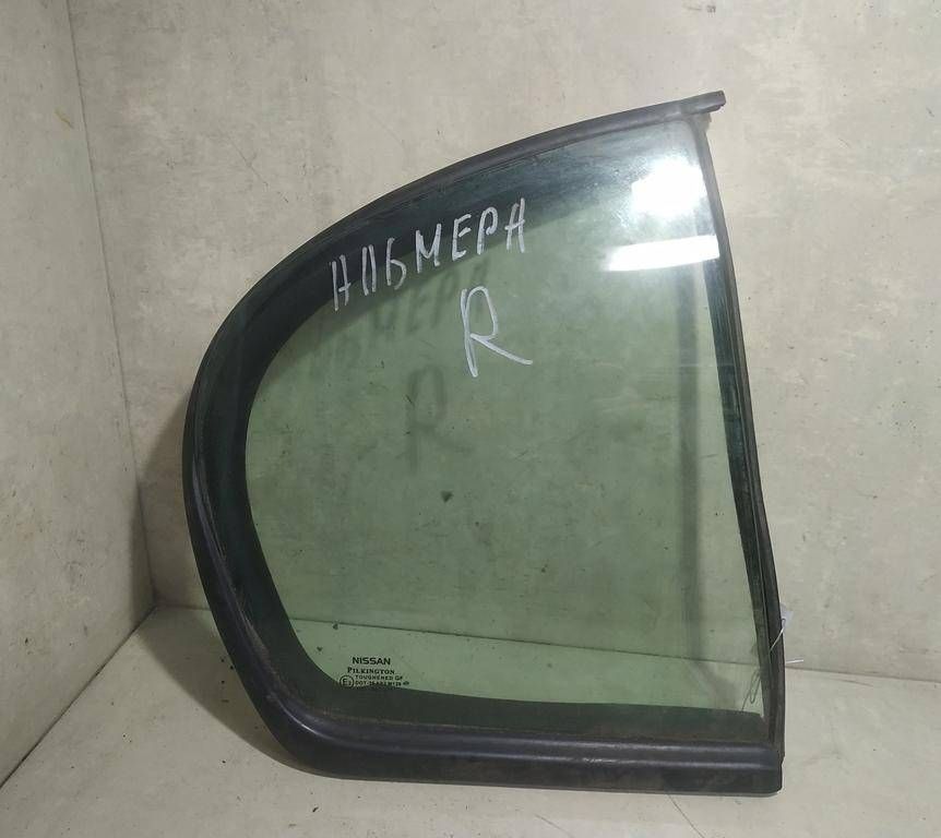 форточка задняя правая Nissan Almera N16 2001, хетчбэк 5 дв., 82262BM701 - фото №1
