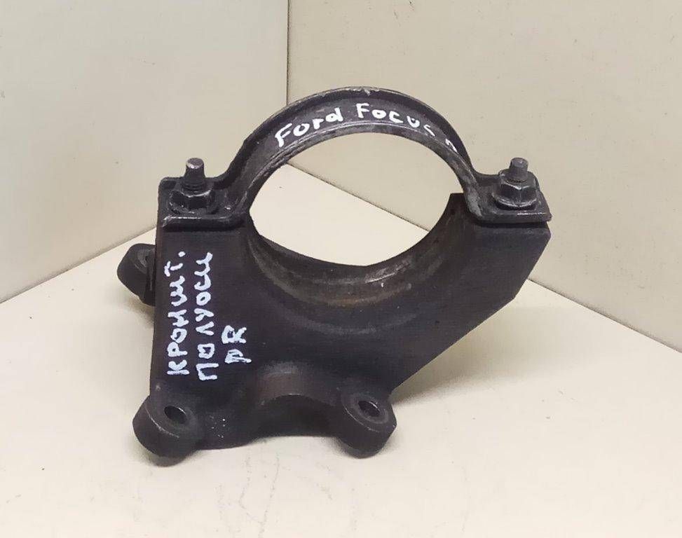кронштейн полуоси Ford Focus 1 поколение 2000, 4M51-3K305-BB - фото №1