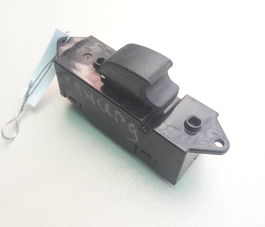 кнопка стеклоподъемника двери задней Mitsubishi Colt 5 поколение (CJO) 2002, MR587851, OMRON, C8D-D386M - фото №1