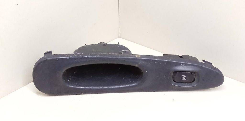 кнопка стеклоподъемника двери задней Hyundai Lantra J2 1997, универсал, 93580-29000, DECO - фото №1