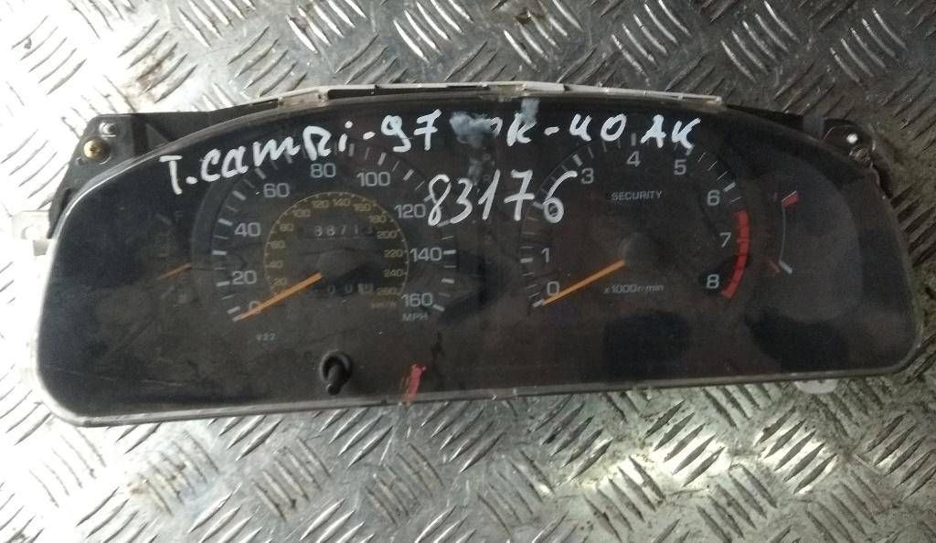 щиток приборов (приборная панель) Toyota Camry 4 поколение V40 1995, 3.0 л., i, бензин, МКПП - фото №1