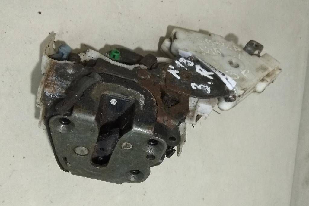 замок двери задней правой Nissan Almera N15 1998, 1.6 л., i, бензин, хетчбэк 5 дв., 8255361U01, 89-A524 - фото №1