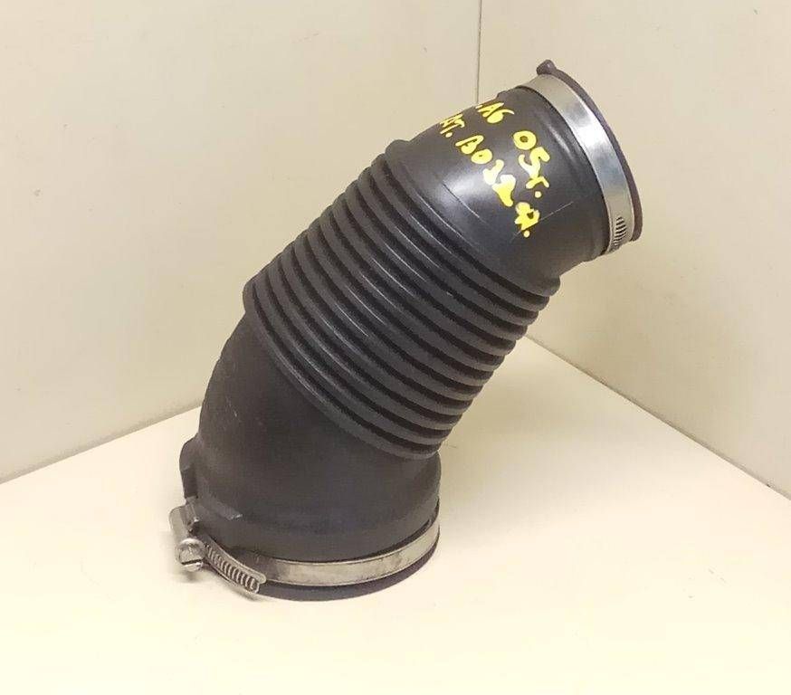 патрубок воздушного фильтра Audi A6 4F/C6 2005, 4F0129615D - фото №1