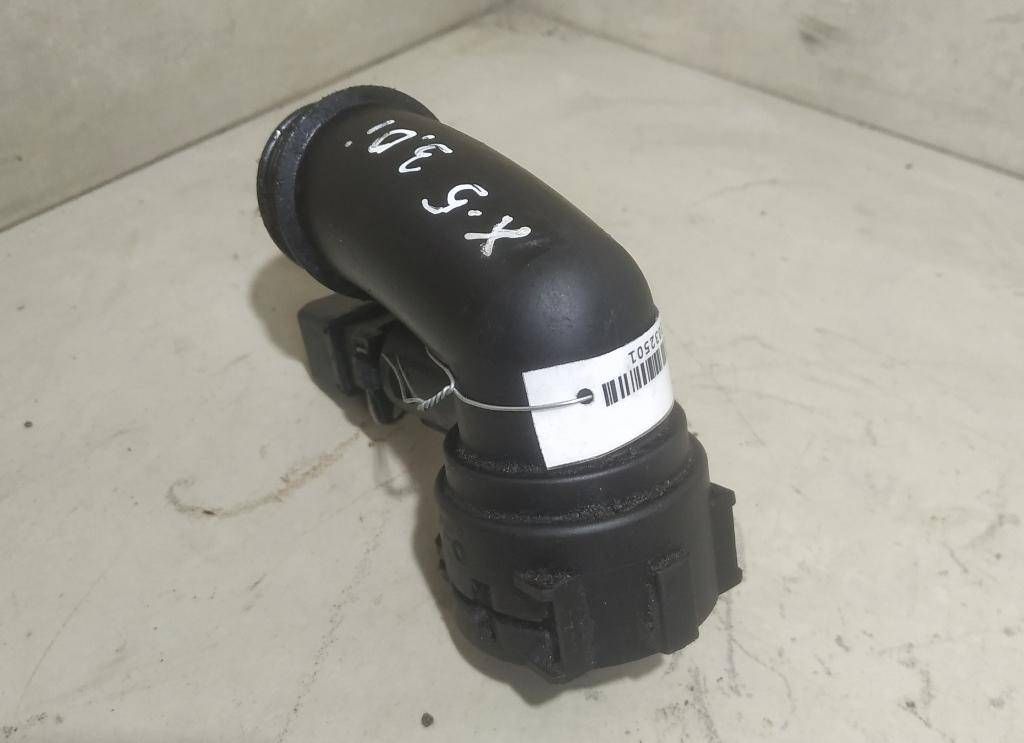 патрубок радиатора BMW X5 E53 2001, 3.0 л., i, бензин - фото №1