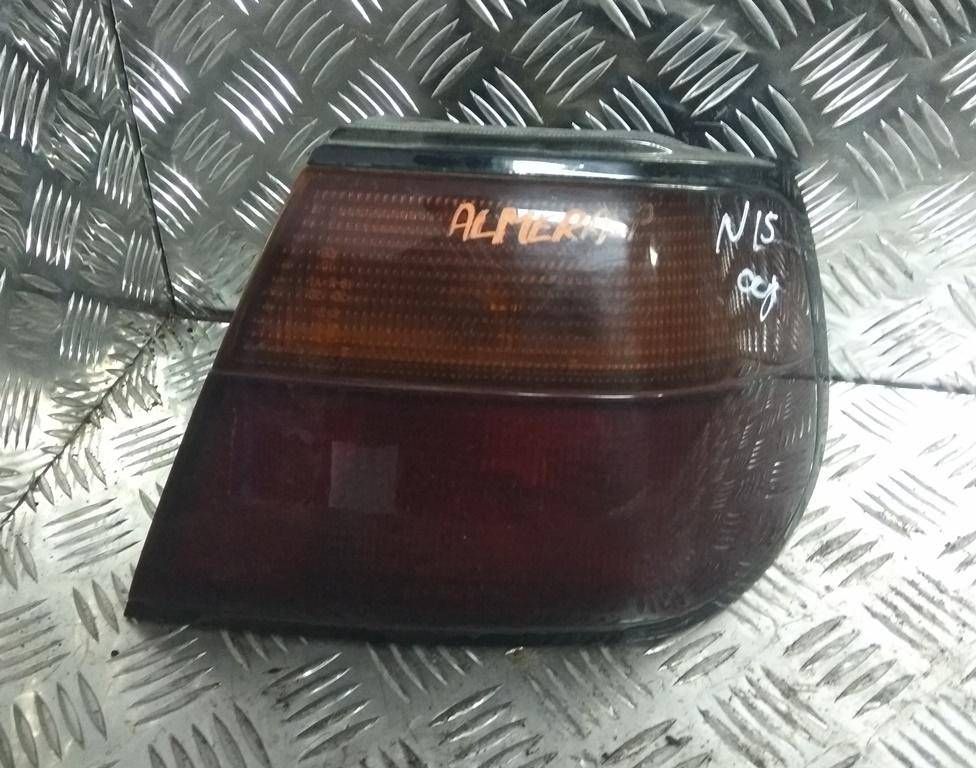 фонарь задний правый Nissan Almera N15 1998, 1.6 л., i, GA16DE, бензин, МКПП, серебристый, хетчбэк 5 дв., передний привод, ICHIKON7379, 265500N827 - фото №1