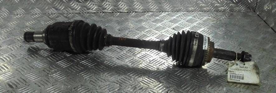 полуось передняя левая (приводной вал, ШРУС) Toyota Avensis 2 поколение (T250) 2005, 2.0 л., дизель - фото №1