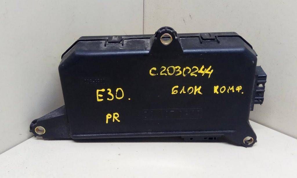 блок комфорта Fiat Stilo 1 поколение 2002, 1.6 л., i, 182 B6.000, бензин, МКПП, зеленый, хетчбэк 5 дв., передний привод, 46784224 - фото №1