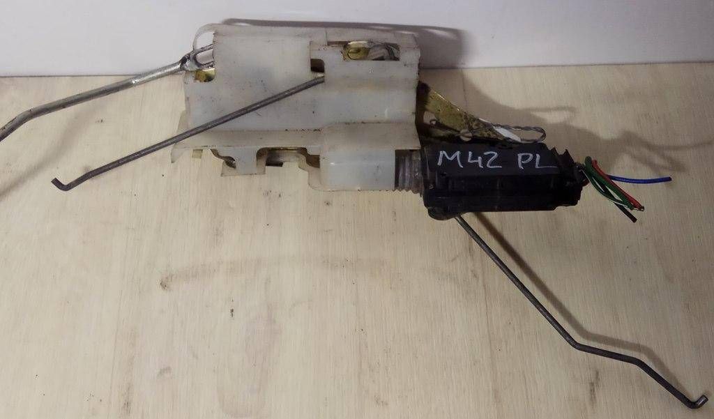 замок двери передней левой Mazda 323F BA 1995, 1.5 л., i, Z5-DE, бензин, 5МКПП, бордо, хетчбэк 5 дв., передний привод, BC5D-59-310E - фото №1
