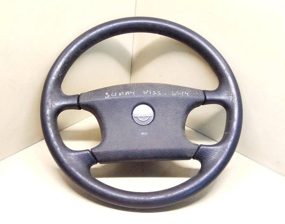 руль Nissan Sunny N14 1991, 2.0 л., CD20, дизель, МКПП, белый, седан, передний привод - фото №1