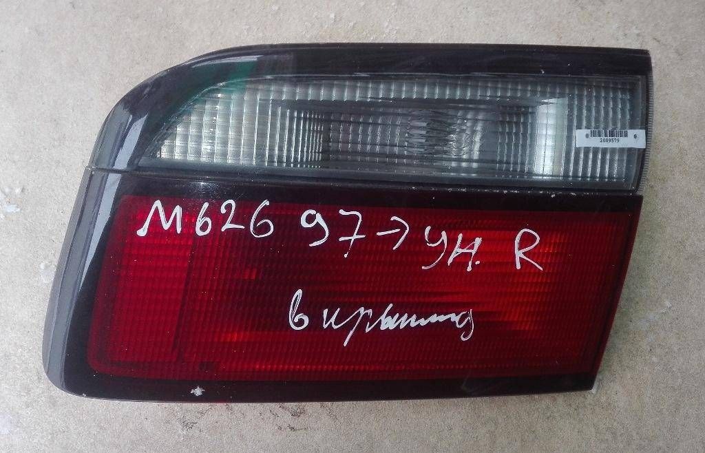 фонарь крышки багажника правый Mazda 626 GF 1998, универсал, GE4T-51-3F0B - фото №1