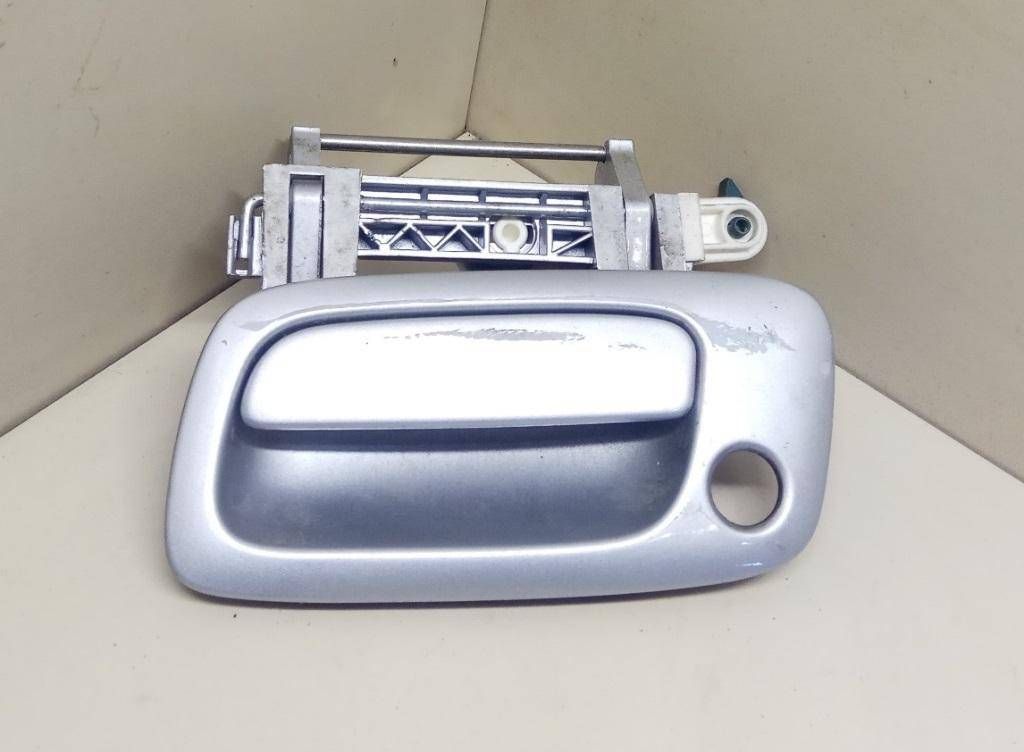 ручка наружная Opel Astra G 2004, 2.2 л., Y 22 DTR, дизель, 5МКПП, серебристый, универсал, передний привод, 9117393 - фото №1
